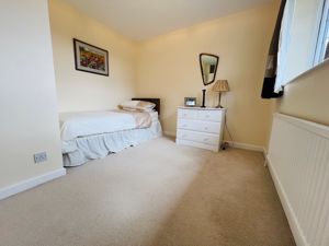 Photo 32- click for photo gallery